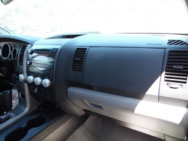 2010 TOYOTA TUNDRA SR5 SILVER CREW CAB 5.7L AT 2WD Z17735